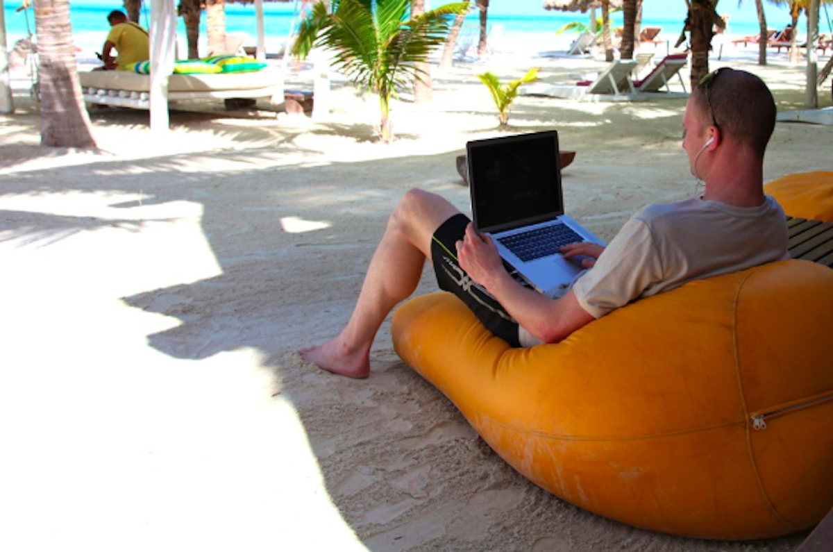 How To Earn A Stable Income In Costa Rica